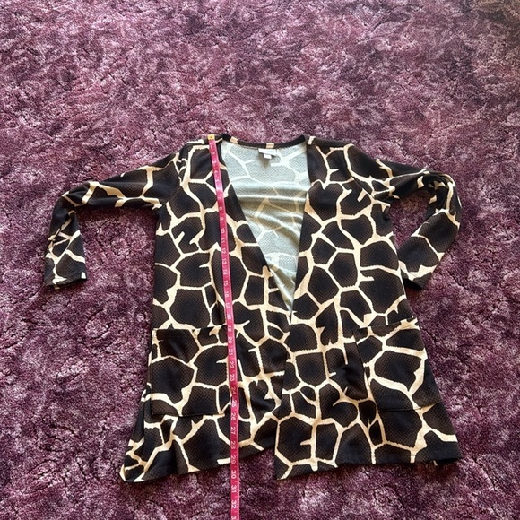 LulaRoe Caroline Chic Giraffe Print Open Cardigan size S - Picture 5 of 5